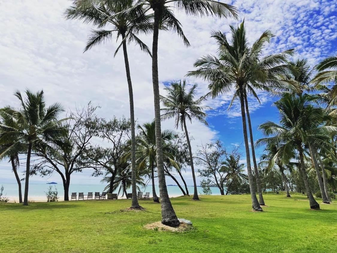 Sarina Beach Motel Grasstree Beach Exterior foto