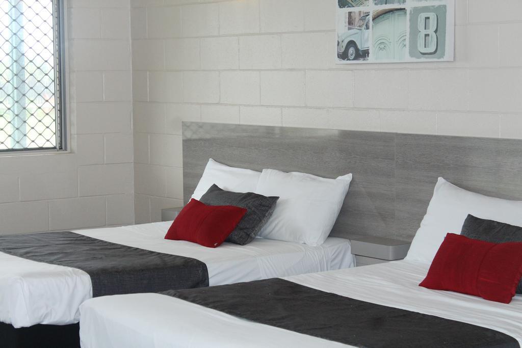 Sarina Beach Motel Grasstree Beach Exterior foto